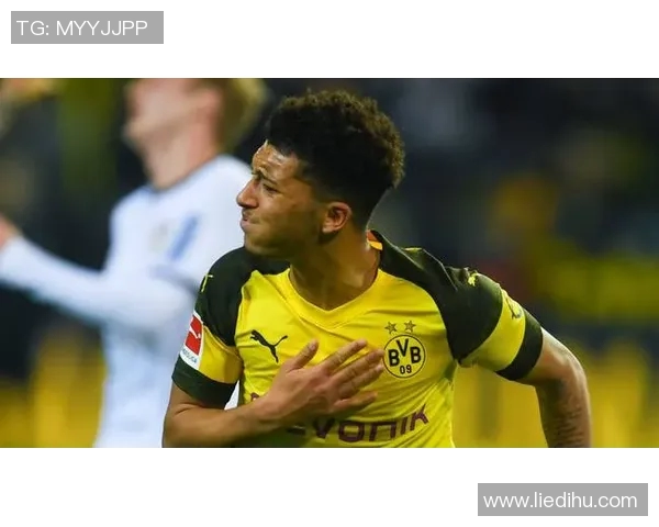 国米赛场爆发小插曲，裁判如何处理？