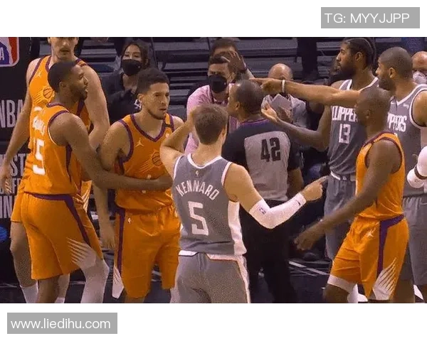 篮球比赛中的技术暂停使用策略与比赛走势关系